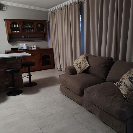 Stoep Cafe Guest House Komatipoort Exterior foto